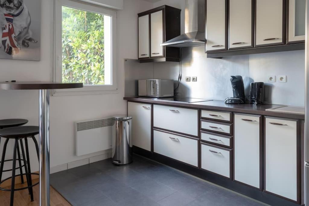 Les Paves De Prague - Appartement Pour 4 A 10 Minutes De Disneyland Paris Montévrain Exterior foto